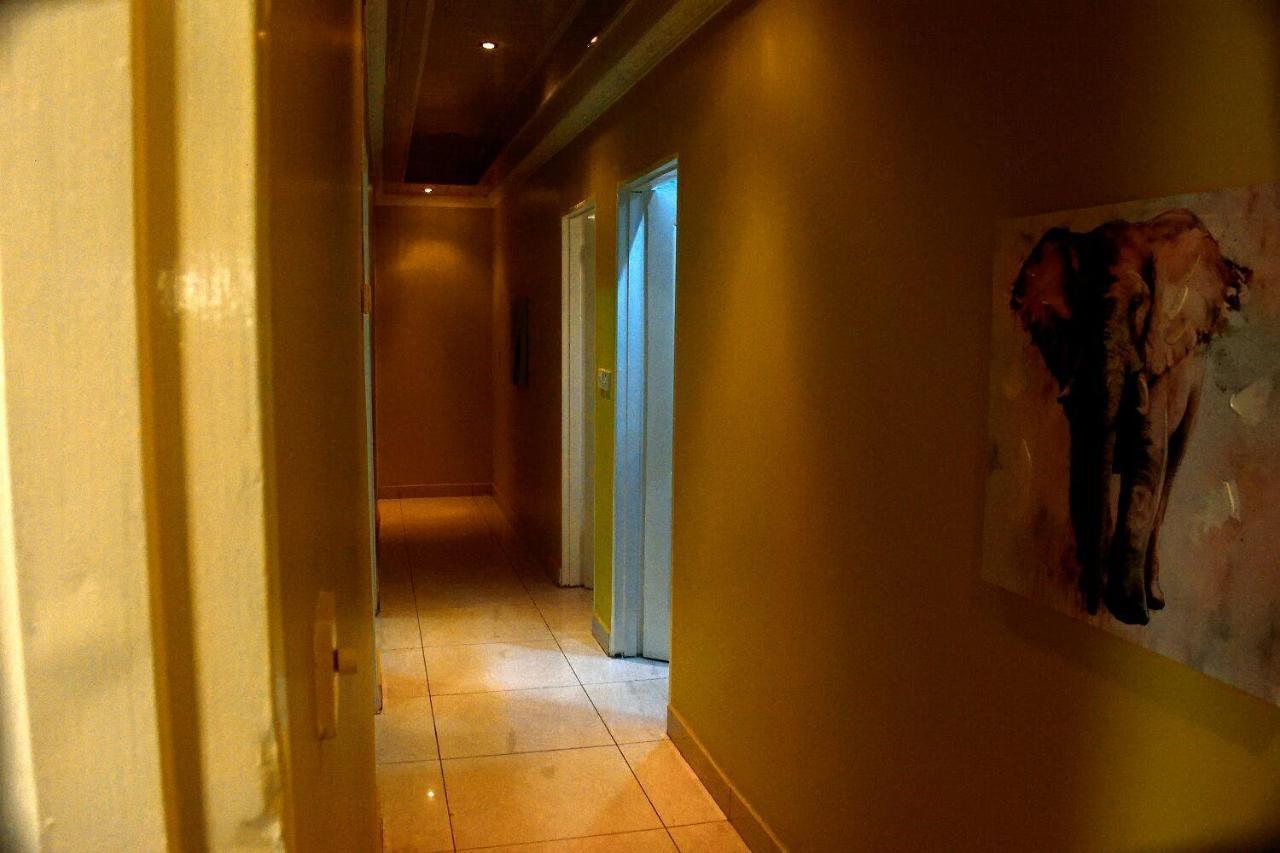 Mathlyn Guesthouse Gaborone Bagian luar foto