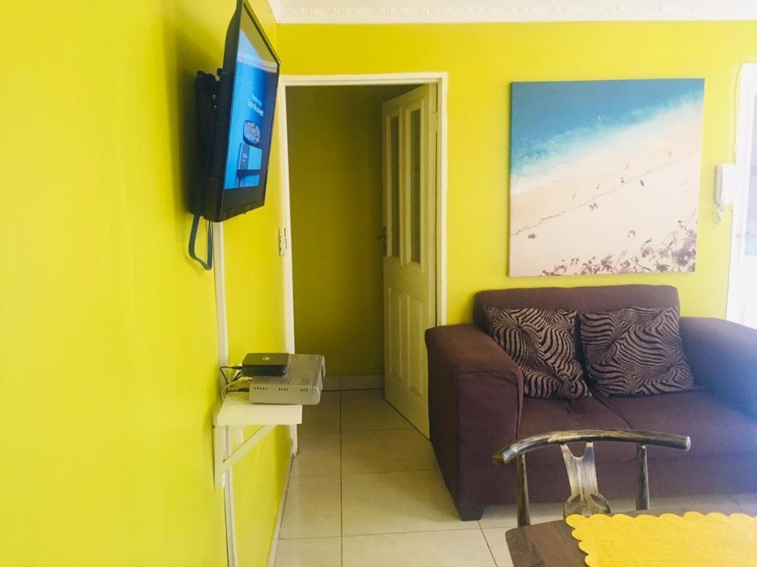 Mathlyn Guesthouse Gaborone Bagian luar foto