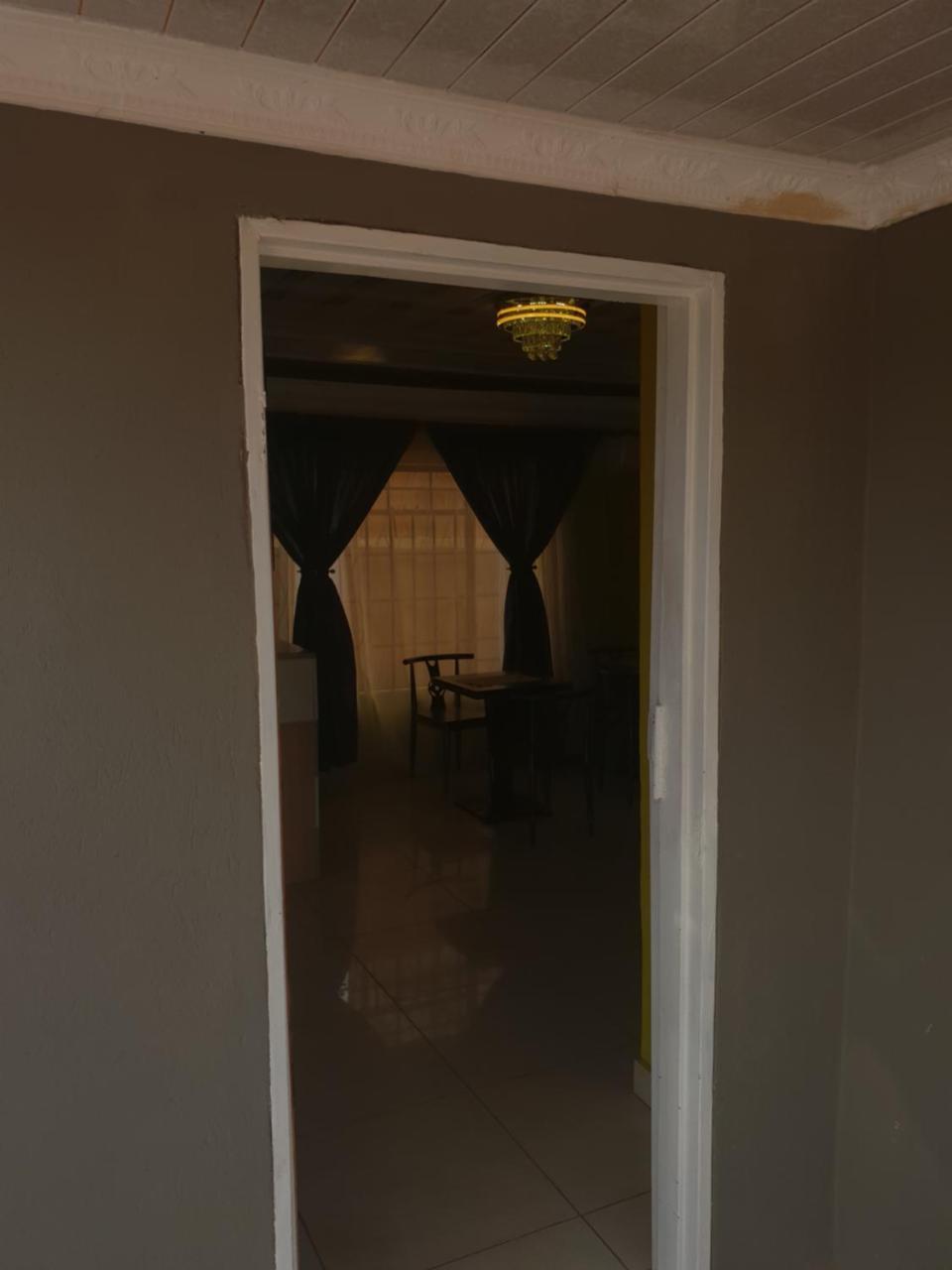 Mathlyn Guesthouse Gaborone Bagian luar foto