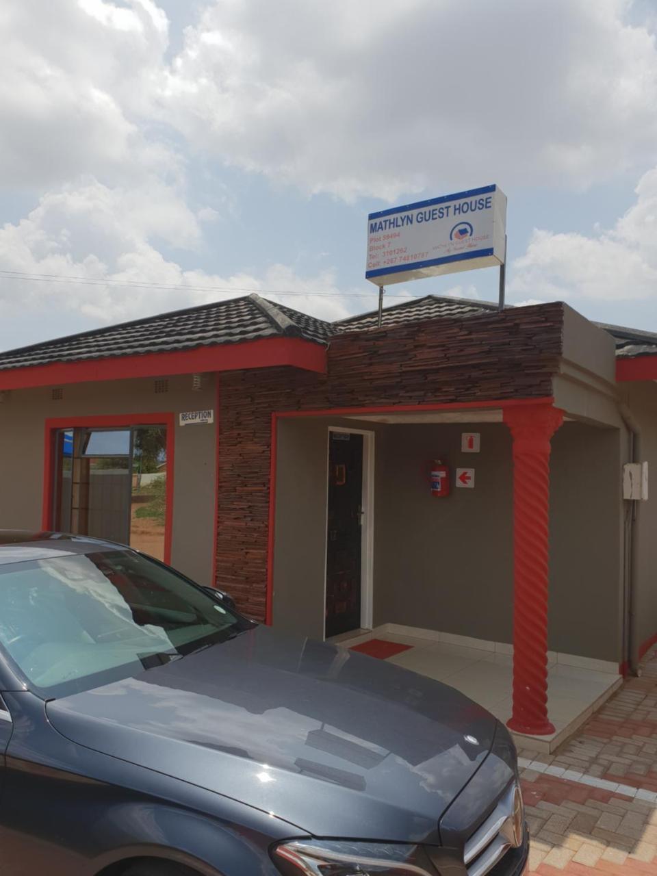 Mathlyn Guesthouse Gaborone Bagian luar foto