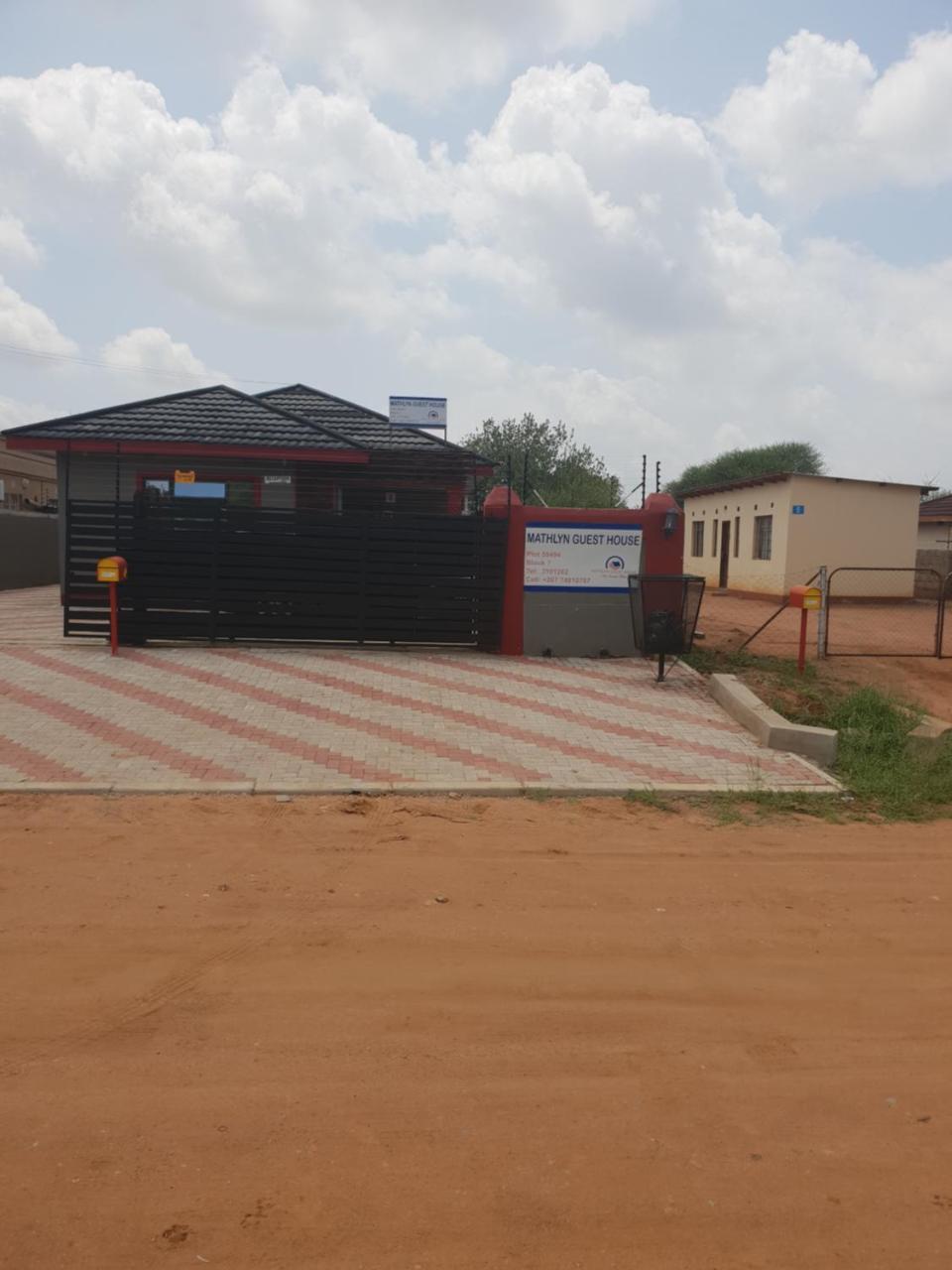 Mathlyn Guesthouse Gaborone Bagian luar foto